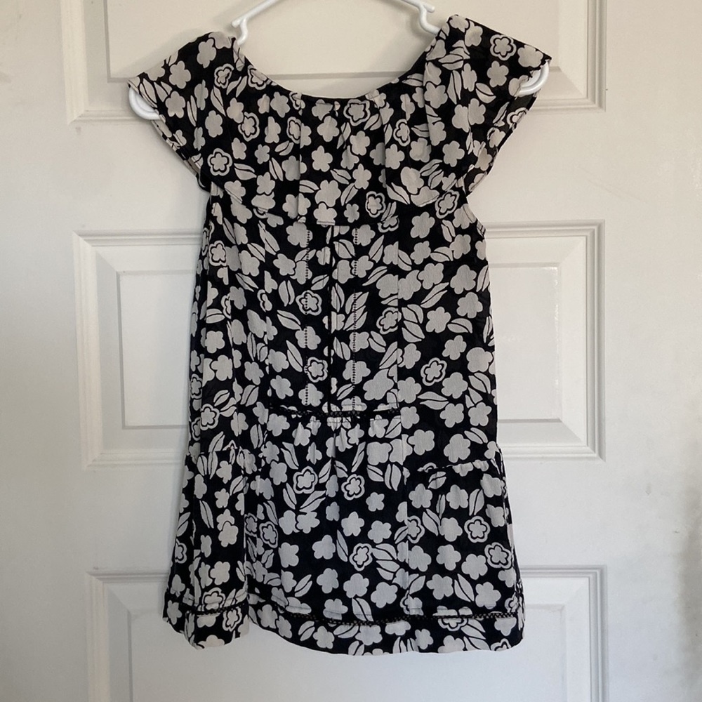 Cute flowy flowery top - Picture 3 of 4